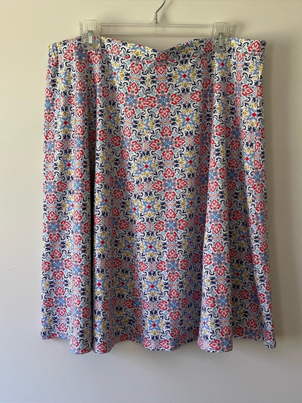 Talbots Pull On Skirt 1X Colorful Floral Easy Stretch Comfortable Summer Coastal